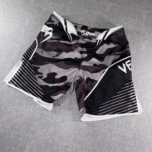 Venum Shorts Mens Medium Black Gray Camo MMA Fight Trunks Training Grappling